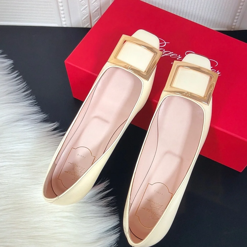 Roger Vivier Cream Square Buckle Mid Heel Pumps